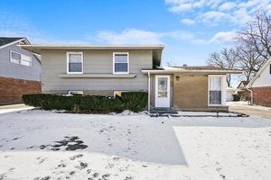 Photo of 3949 168th Street, Country Club Hills, IL 60478 (MLS # 12755976)