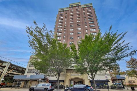 Photo of 5 E 14th Place #501, Chicago, IL 60605 (MLS # 12547861)