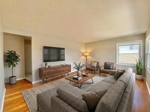Tiny photo for 55 E Craig Drive, Chicago Heights, IL 60411 (MLS # 12553330)