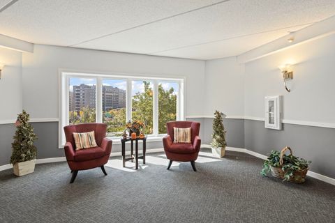 Tiny photo for 201 N Vail Avenue #305, Arlington Heights, IL 60004 (MLS # 12495847)