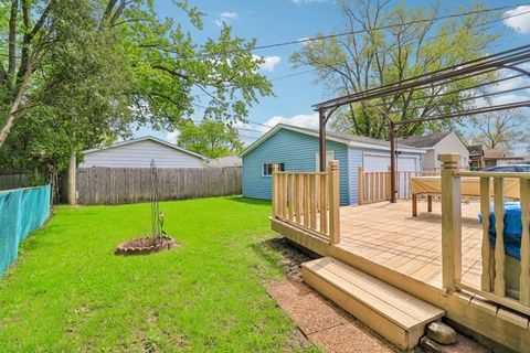 Tiny photo for 1117 Crescent Court, Round Lake Beach, IL 60073 (MLS # 12634482)