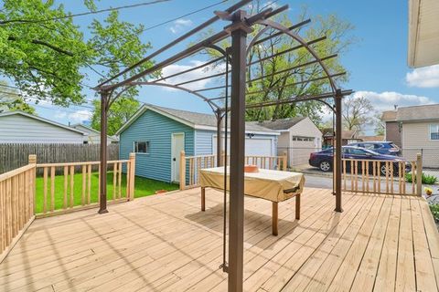 Tiny photo for 1117 Crescent Court, Round Lake Beach, IL 60073 (MLS # 12634482)