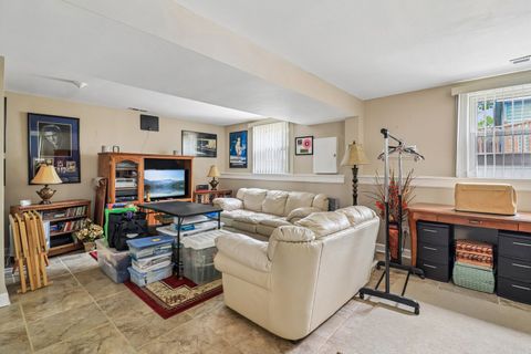 Tiny photo for 1117 Crescent Court, Round Lake Beach, IL 60073 (MLS # 12634482)