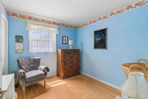 Tiny photo for 1117 Crescent Court, Round Lake Beach, IL 60073 (MLS # 12634482)