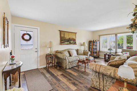 Tiny photo for 1117 Crescent Court, Round Lake Beach, IL 60073 (MLS # 12634482)