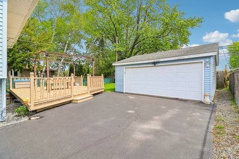 Tiny photo for 1117 Crescent Court, Round Lake Beach, IL 60073 (MLS # 12634482)