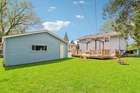 Tiny photo for 1117 Crescent Court, Round Lake Beach, IL 60073 (MLS # 12634482)