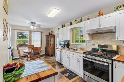 Tiny photo for 1117 Crescent Court, Round Lake Beach, IL 60073 (MLS # 12634482)
