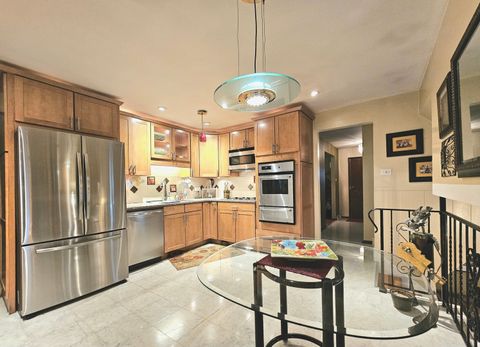 Tiny photo for 17140 Evans Drive, South Holland, IL 60473 (MLS # 12574511)