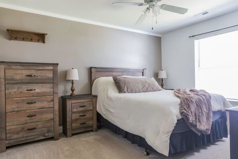 Tiny photo for 699 GREENFIELD Court #B2, Bartlett, IL 60103 (MLS # 12470085)