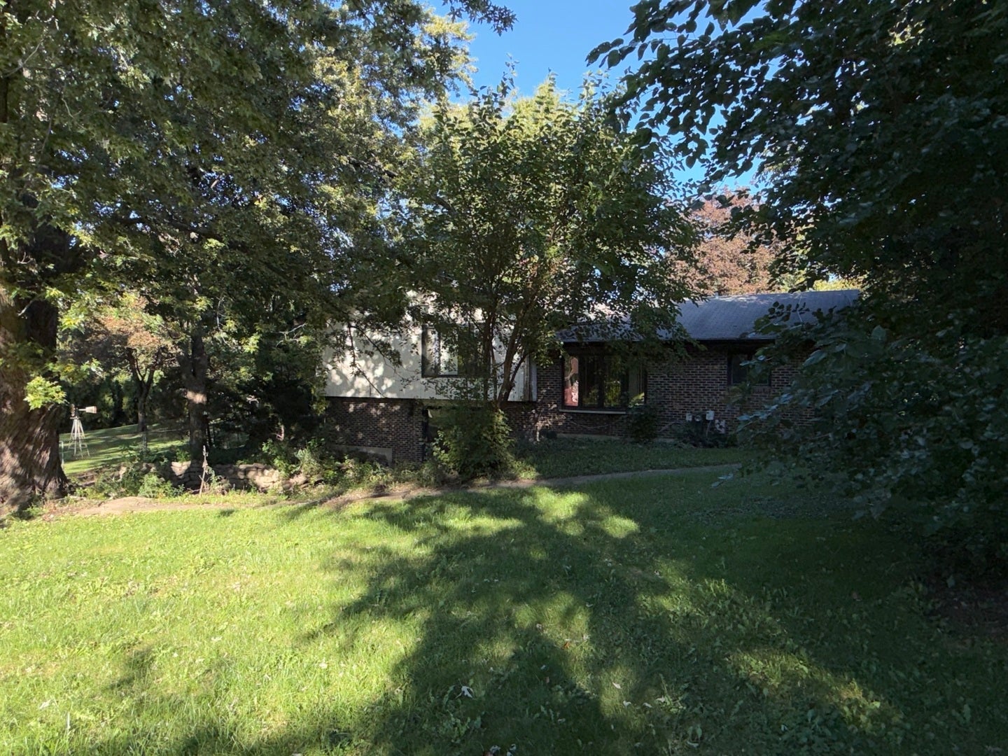 1222 Laurel Lane