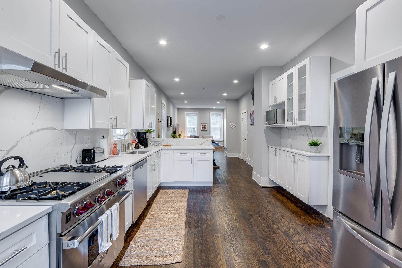 1148 W Addison Street 1