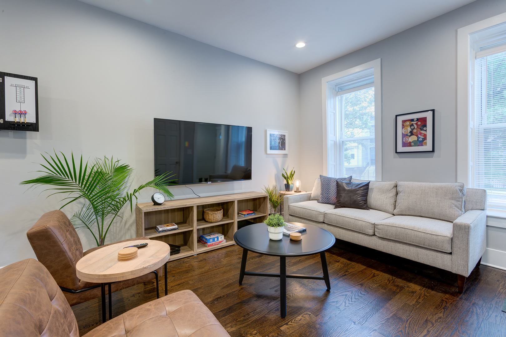 1148 W Addison Street 1