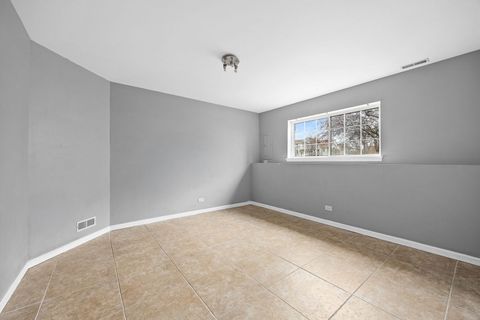 Tiny photo for 1658 N Fieldstone Drive, Shorewood, IL 60404 (MLS # 12521496)