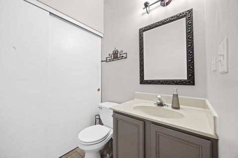 Tiny photo for 1658 N Fieldstone Drive, Shorewood, IL 60404 (MLS # 12521496)