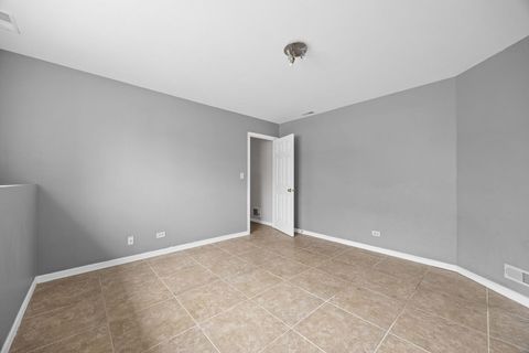 Tiny photo for 1658 N Fieldstone Drive, Shorewood, IL 60404 (MLS # 12521496)