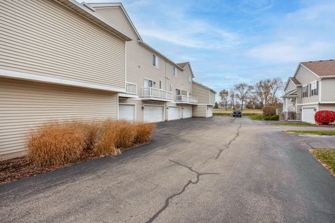 Tiny photo for 1658 N Fieldstone Drive, Shorewood, IL 60404 (MLS # 12521496)