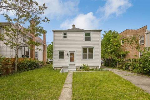 Tiny photo for 1912 Emerson Street, Evanston, IL 60201 (MLS # 12686933)