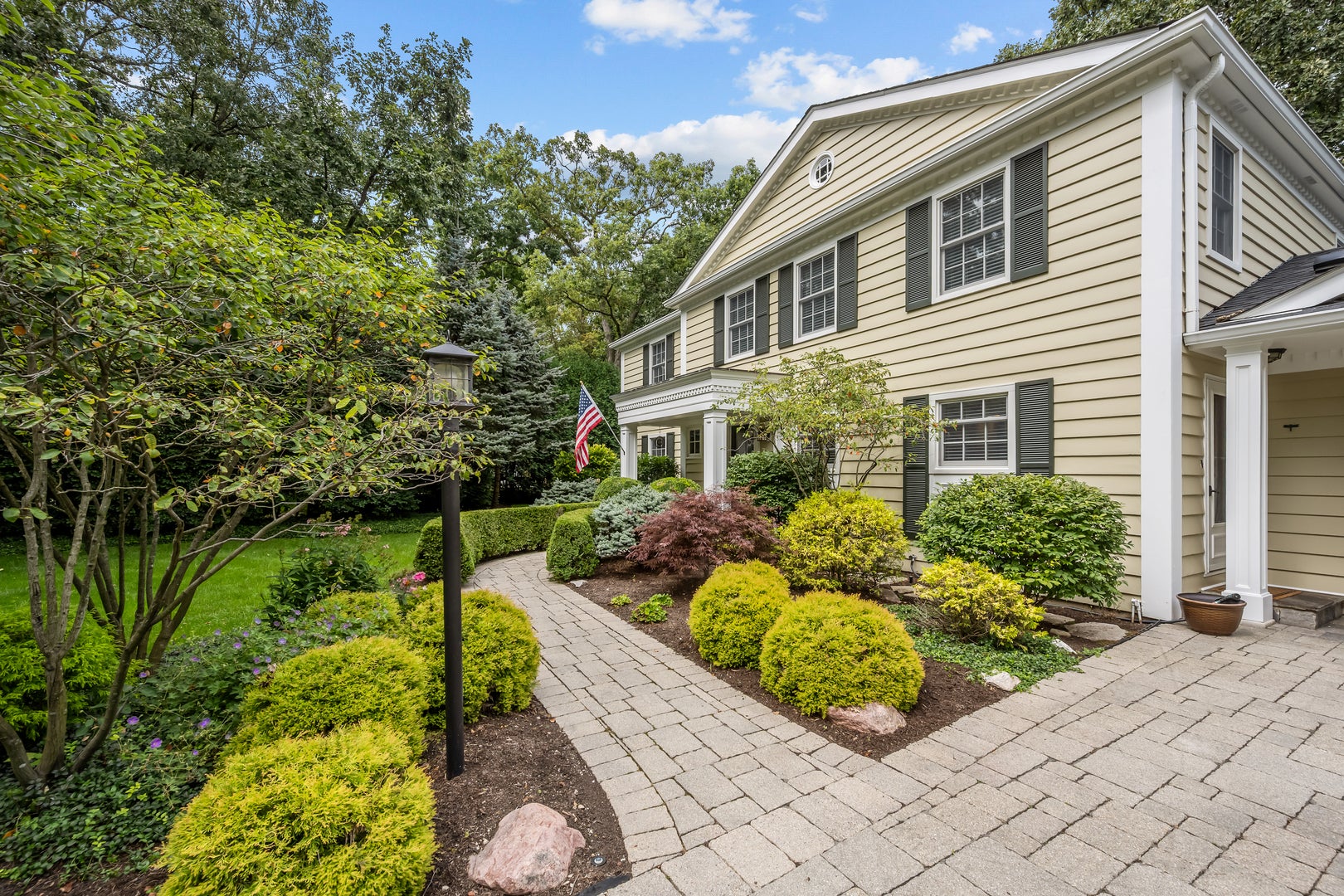 777 Cherokee Road