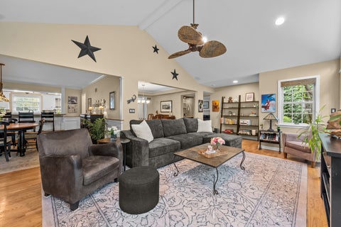 Tiny photo for 777 Cherokee Road, Lake Forest, IL 60045 (MLS # 12749840)