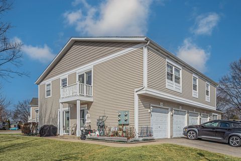Tiny photo for 1314 ELY Court #1314, Wheeling, IL 60090 (MLS # 12602676)