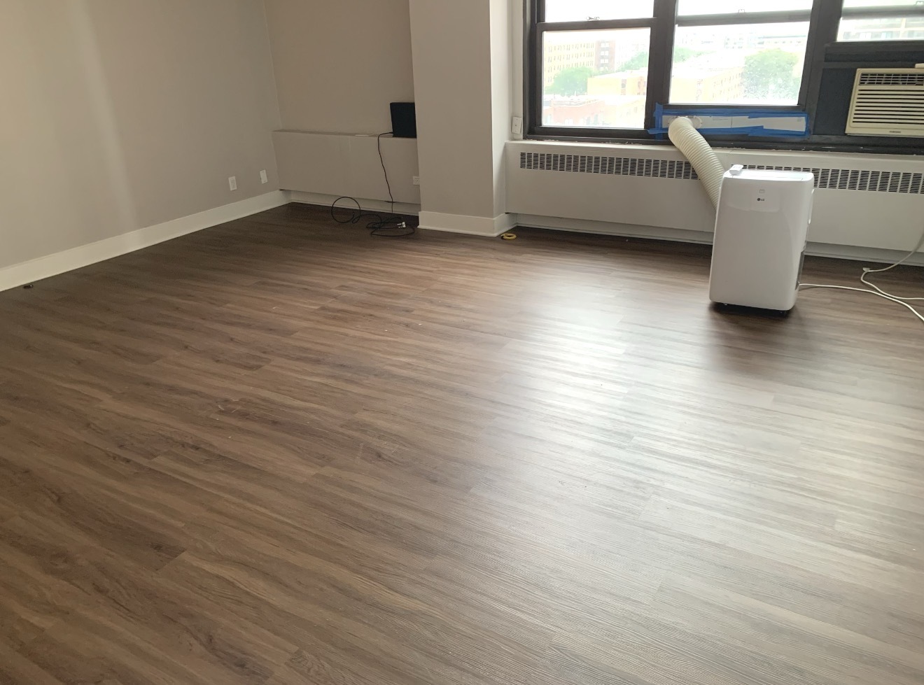 6118 N Sheridan Road 1003