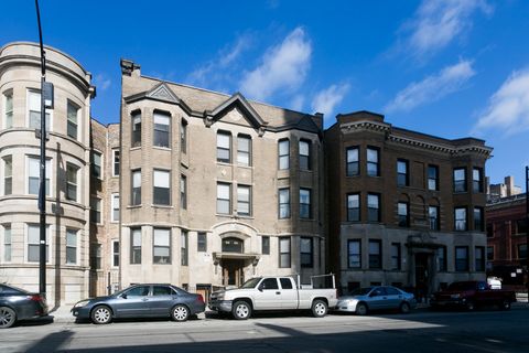 906 W Montrose Avenue GDN Chicago IL 60613