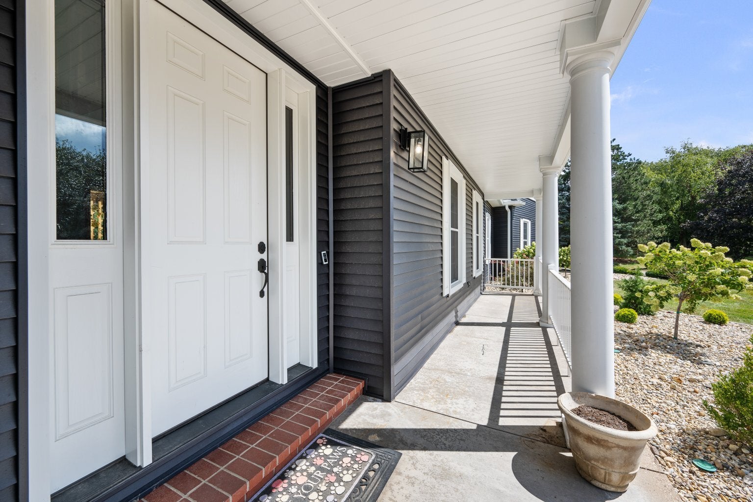 3220 Lundy Lane
