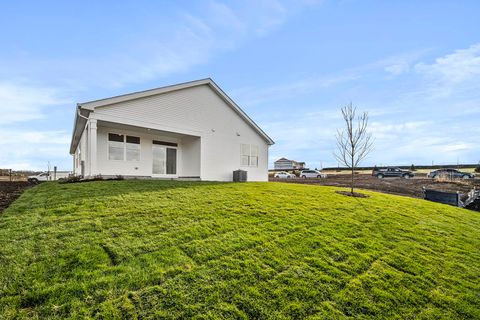 Tiny photo for 1390 Wild Tulip Circle, Bartlett, IL 60103 (MLS # 12496517)