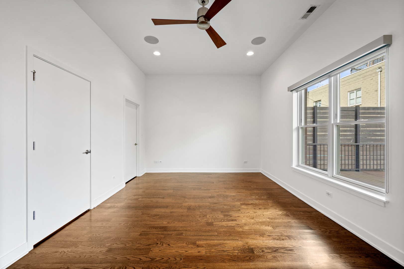 Chicago, Illinois 60622, United States, 3 Bedrooms Bedrooms, ,2 BathroomsBathrooms,Residential,Active,228117