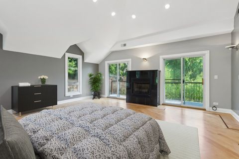 Tiny photo for 6857 N Knox Avenue, Lincolnwood, IL 60712 (MLS # 12590908)