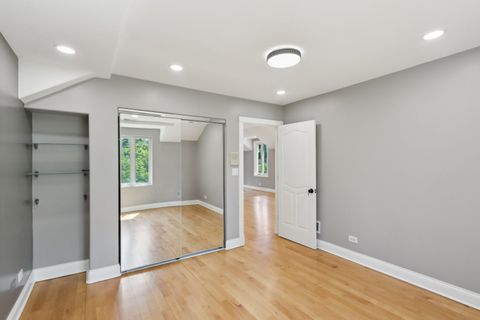 Tiny photo for 6857 N Knox Avenue, Lincolnwood, IL 60712 (MLS # 12590908)