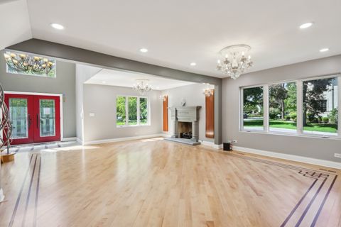 Tiny photo for 6857 N Knox Avenue, Lincolnwood, IL 60712 (MLS # 12590908)