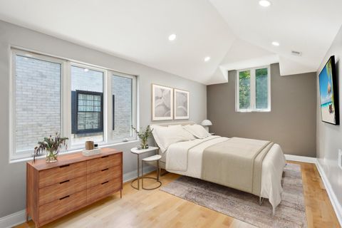 Tiny photo for 6857 N Knox Avenue, Lincolnwood, IL 60712 (MLS # 12590908)