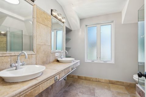 Tiny photo for 6857 N Knox Avenue, Lincolnwood, IL 60712 (MLS # 12590908)