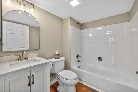 Tiny photo for 446 cromwell Circle #4, Bartlett, IL 60103 (MLS # 12584537)