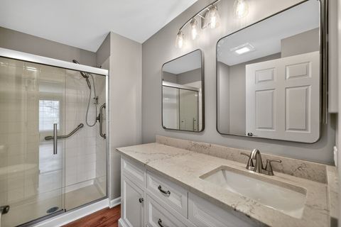 Tiny photo for 446 cromwell Circle #4, Bartlett, IL 60103 (MLS # 12584537)