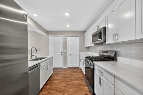 Tiny photo for 446 cromwell Circle #4, Bartlett, IL 60103 (MLS # 12584537)