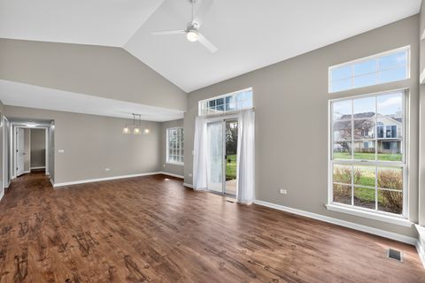 Tiny photo for 446 cromwell Circle #4, Bartlett, IL 60103 (MLS # 12584537)