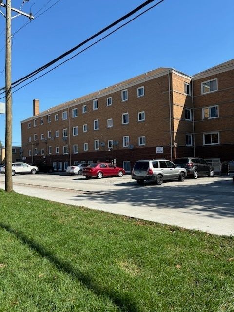 1106 N Harlem Avenue 2 River Forest IL 60305