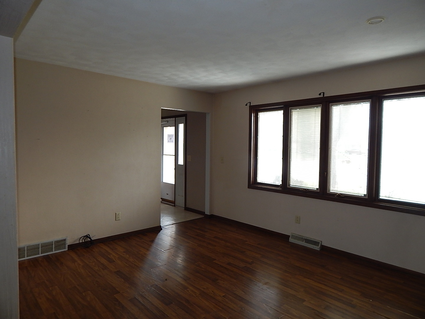 513 S 7th Street
