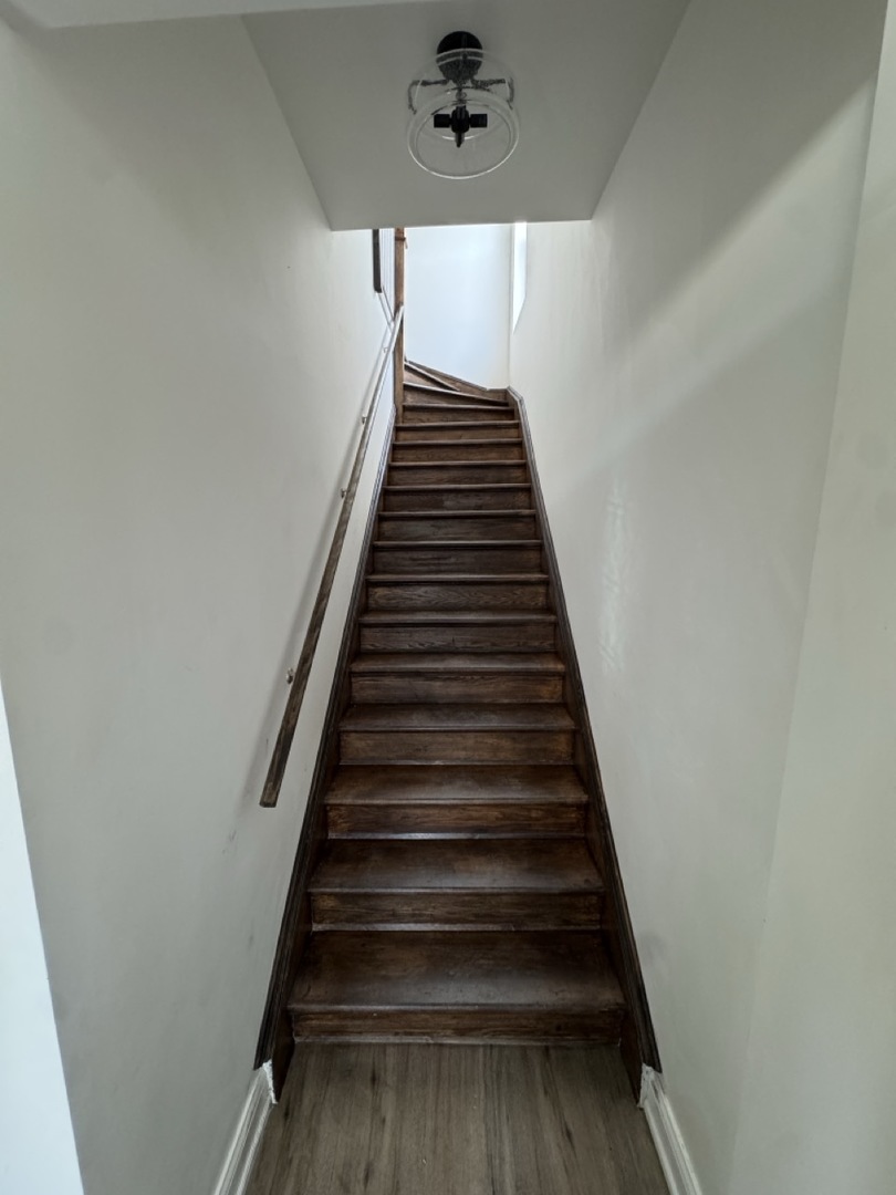 4751 W Monroe Street