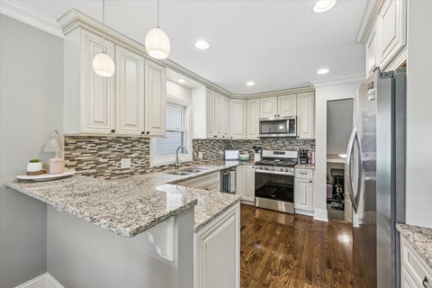 Tiny photo for 4432 Wilson Avenue, Downers Grove, IL 60515 (MLS # 12684279)