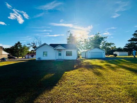 Photo of 17695 Route 37 Highway, Johnston City, IL 62951 (MLS # 12677888)