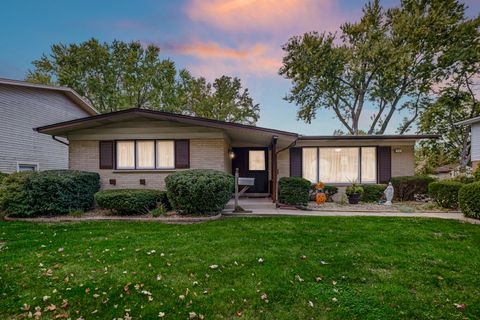 Photo of 404 N Illinois Avenue, Glenwood, IL 60425 (MLS # 12506300)