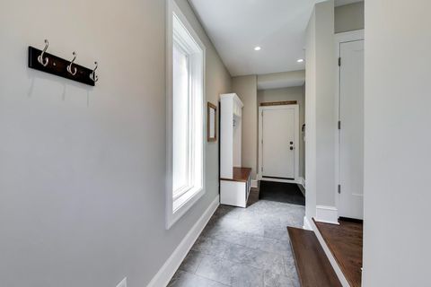 Tiny photo for 527 E Mayfair Road, Arlington Heights, IL 60005 (MLS # 12600107)