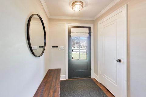 Tiny photo for 527 E Mayfair Road, Arlington Heights, IL 60005 (MLS # 12600107)