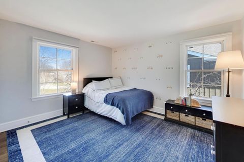 Tiny photo for 527 E Mayfair Road, Arlington Heights, IL 60005 (MLS # 12600107)