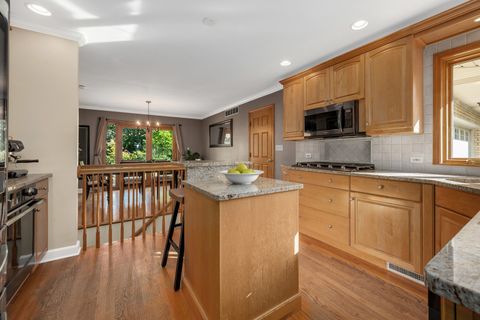 Tiny photo for 5305 Howard Avenue, Western Springs, IL 60558 (MLS # 12506178)