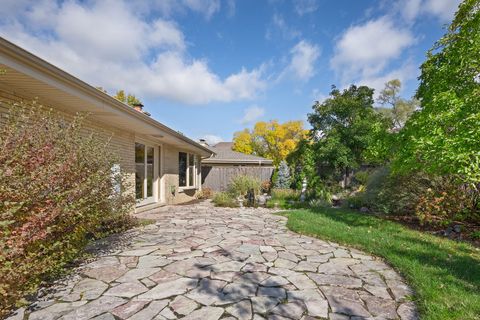 Tiny photo for 5305 Howard Avenue, Western Springs, IL 60558 (MLS # 12506178)